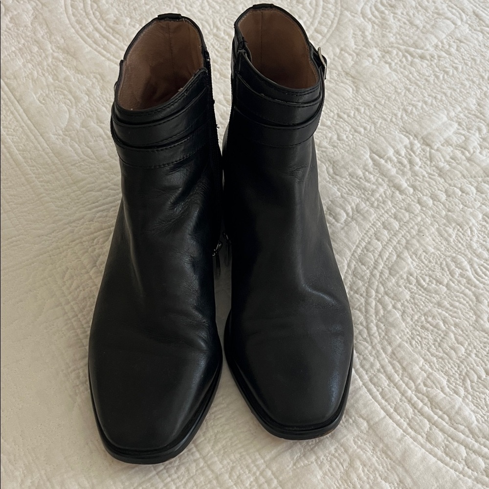 J. Jill Classic Black Ankle Booties